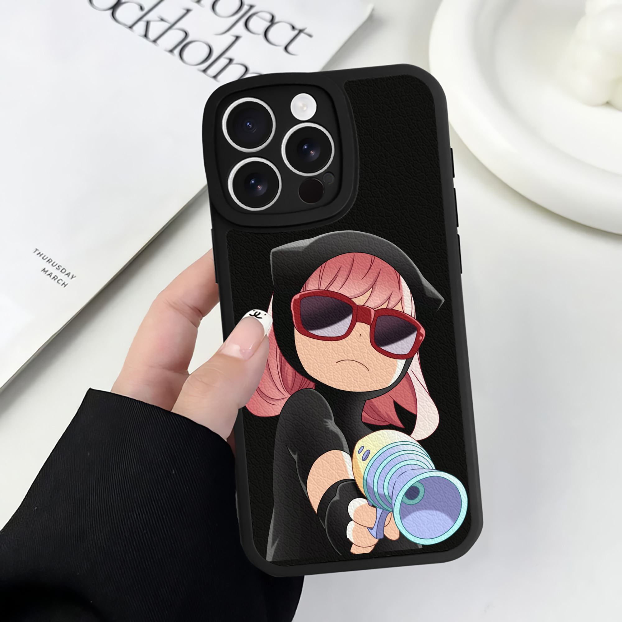 （画像用） SPY×FAMILY间谍家家酒 【iPhone 16シリーズ対応】シリコンスマホケース（レザー調） 材質：シリコン